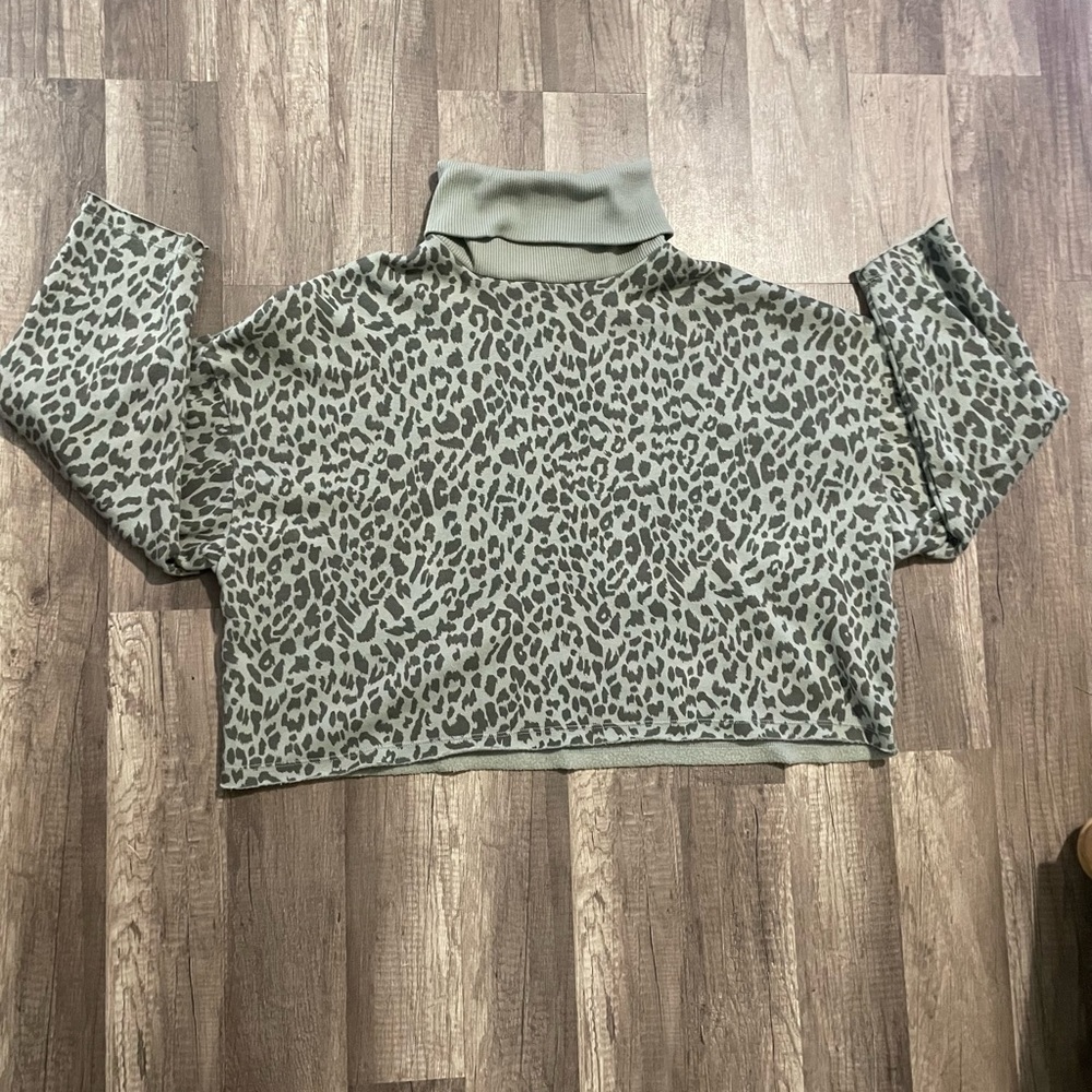 American eagle sweatshirt